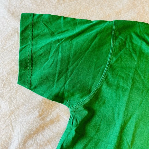 Men Unused plain green t shirt - Picture 3 of 5